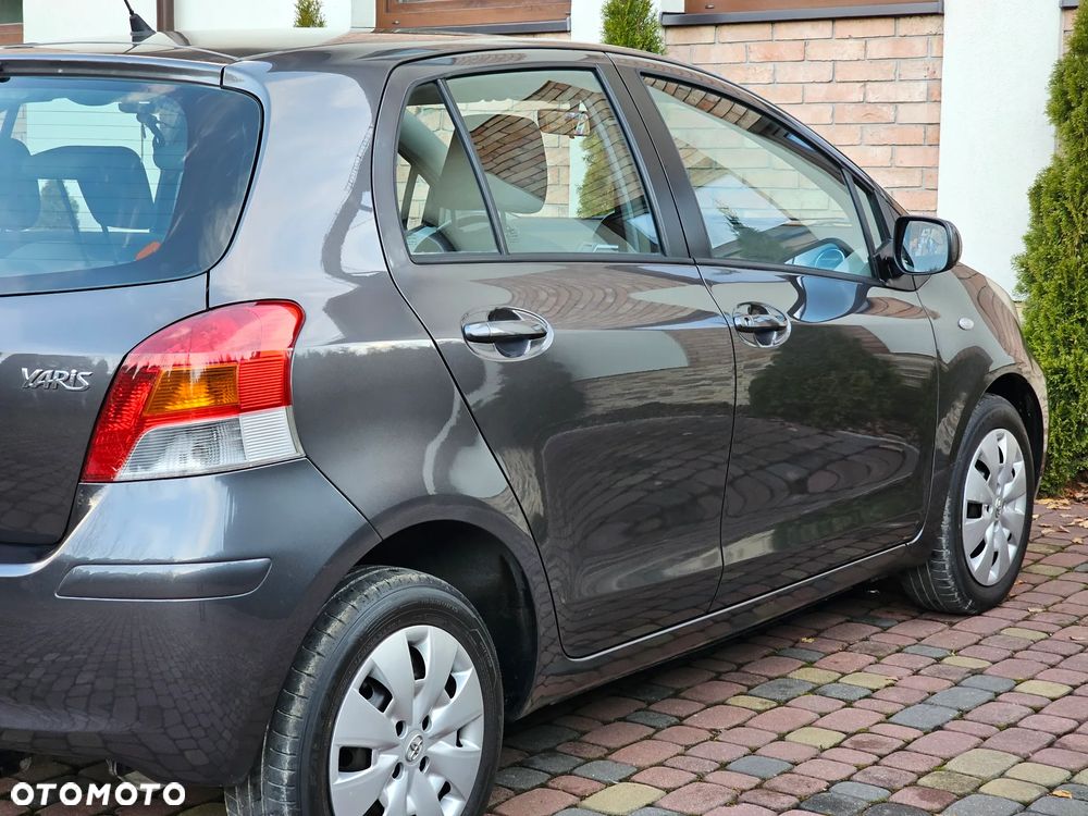 Toyota Yaris 1.33 VVT-i Life - 14