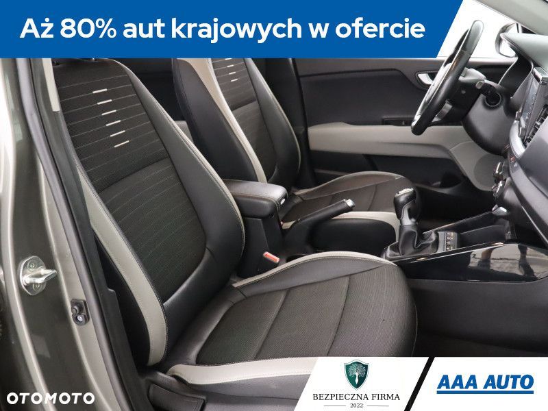 Kia Stonic - 11