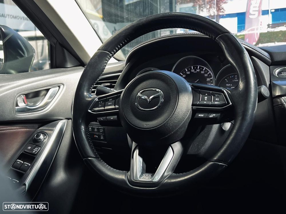 Mazda 6 M6 2.2 SKY-D Excellence Navi - 24