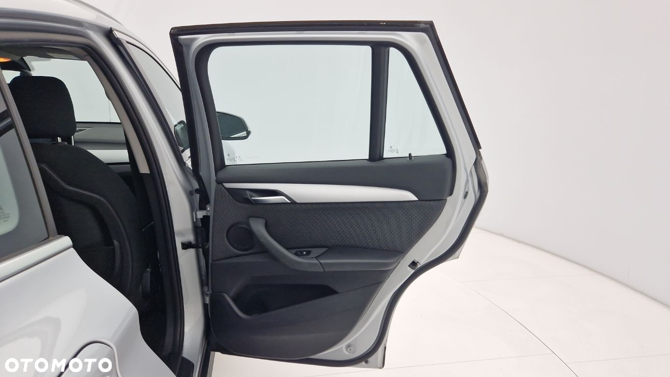 BMW X1 sDrive16d - 22