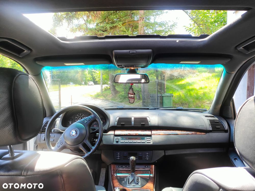 BMW X5 3.0 i - 11