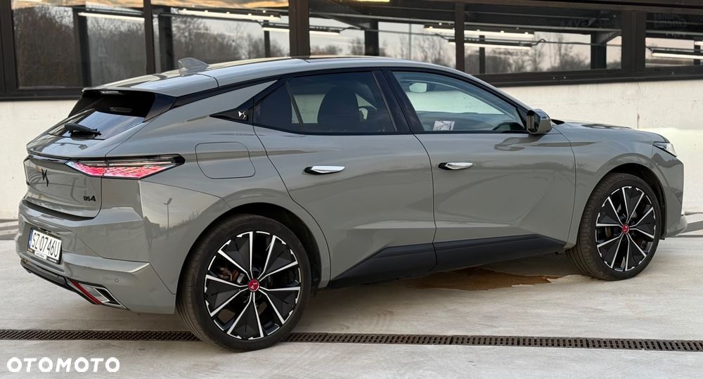 DS Automobiles DS 4 1.6 E-Tense Performance Line + - 13