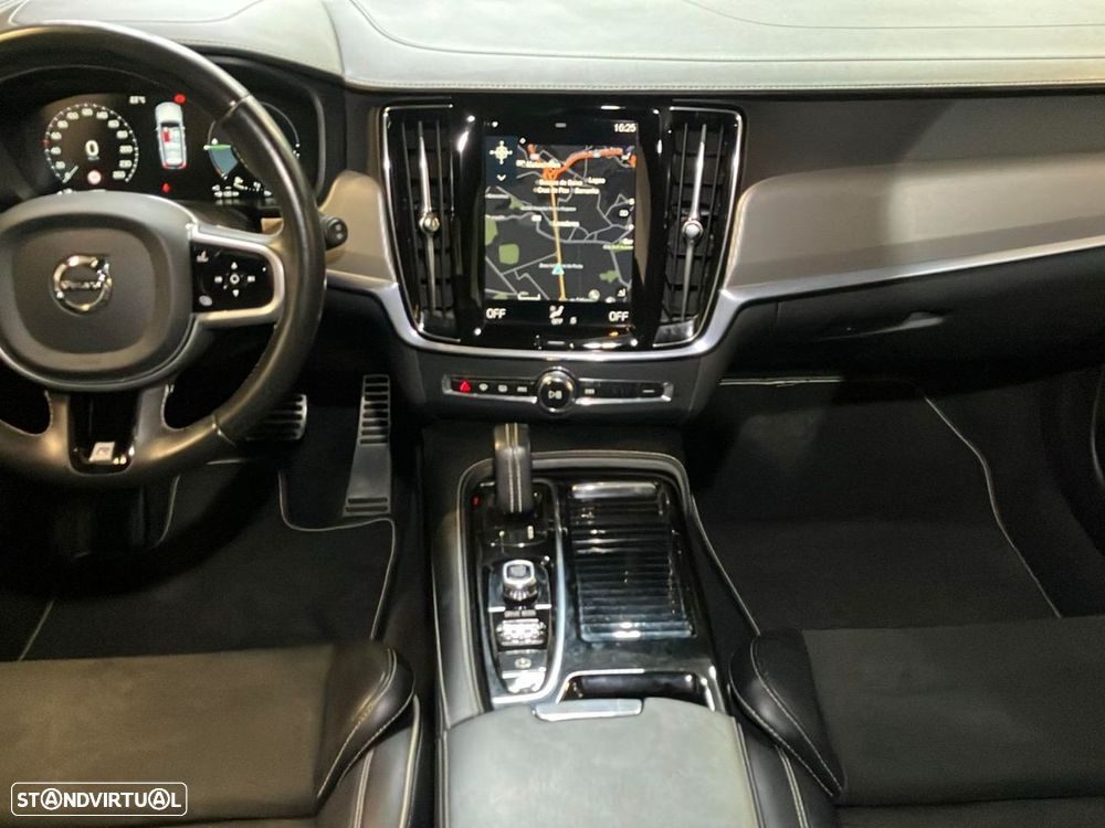 Volvo V90 2.0 T8 R-Design AWD Geartronic - 9