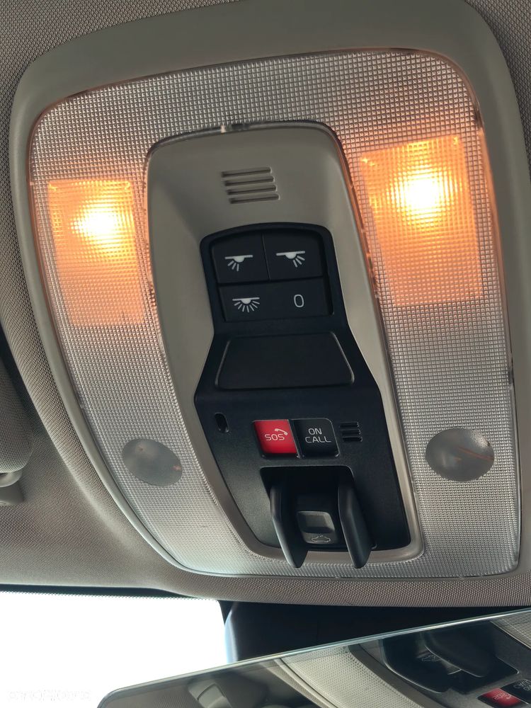 Volvo S60 - 25
