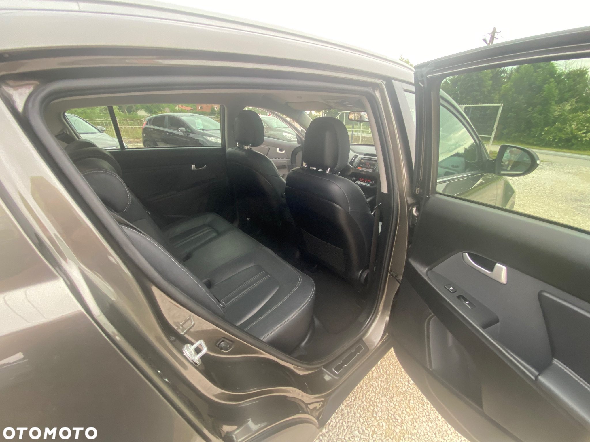 Kia Sportage 1.6 GDI Business Line L 2WD - 23
