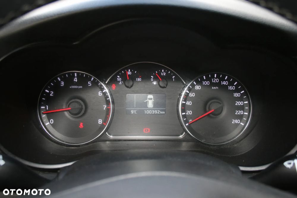 Kia Carens 1.7 CRDi M 7os - 23