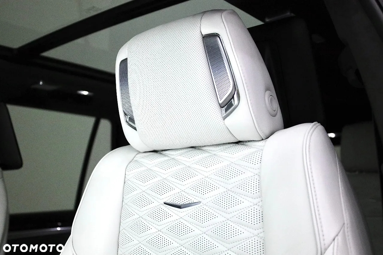 Cadillac Escalade - 8