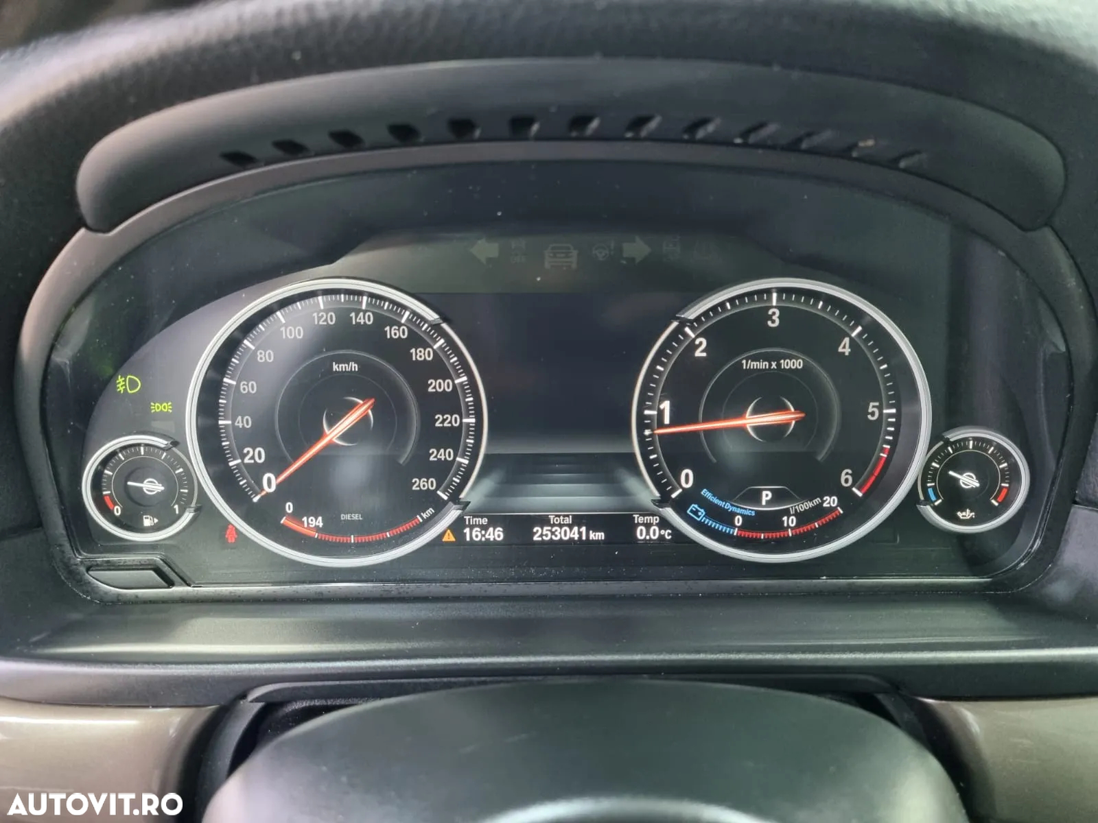BMW Seria 5 520d xDrive - 10