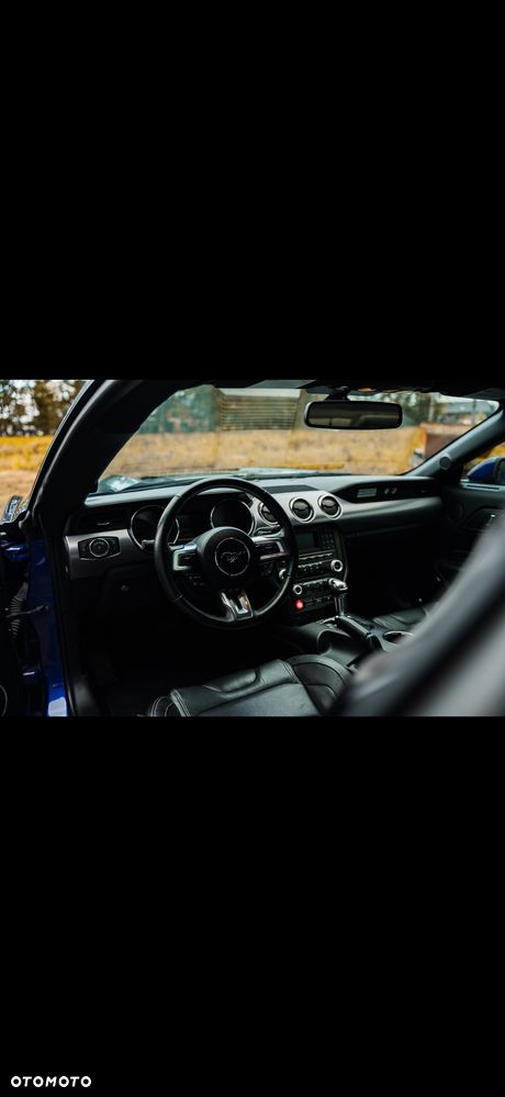 Ford Mustang - 8