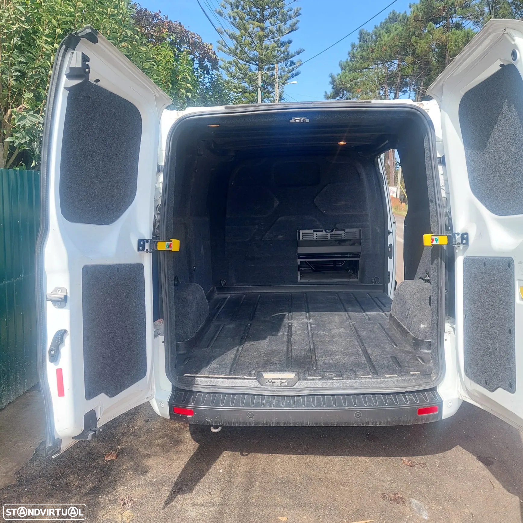 Ford Transit CUSTOM - 26