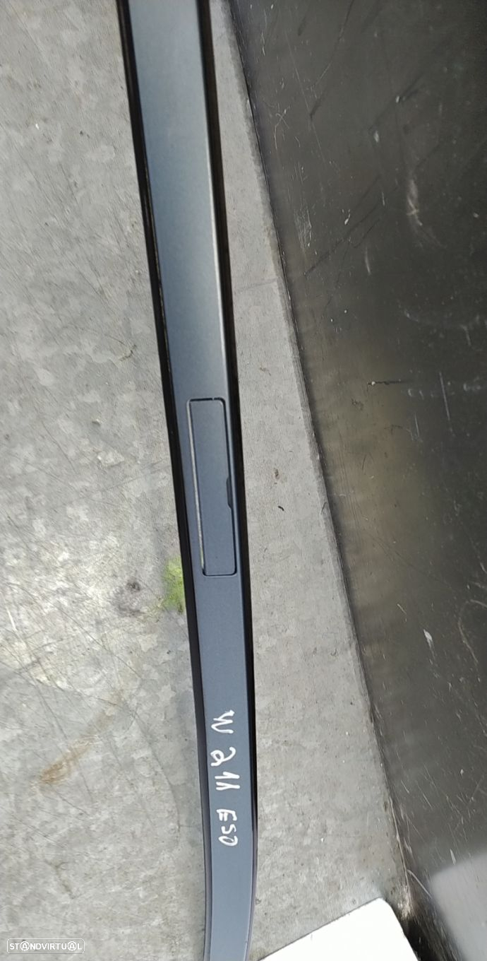 Friso Tejadilho Mercedes-Benz E-Class (W211) - 2