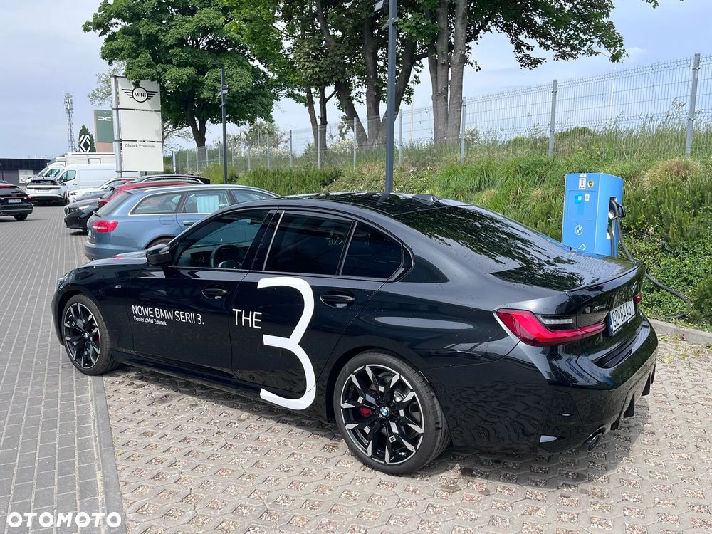 BMW Seria 3 320d xDrive mHEV - 4