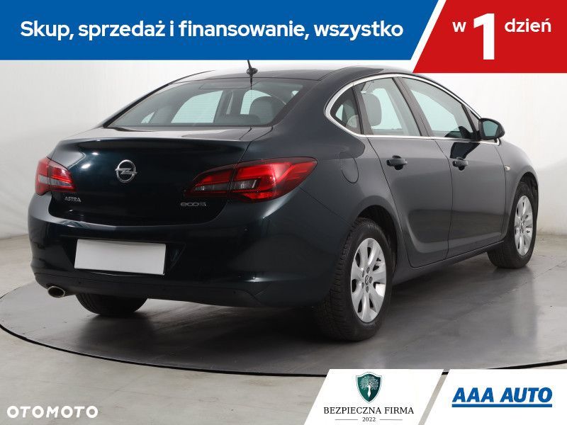 Opel Astra - 6