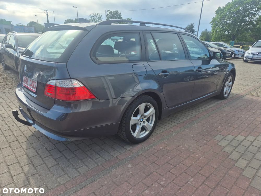 BMW Seria 5 525i - 5