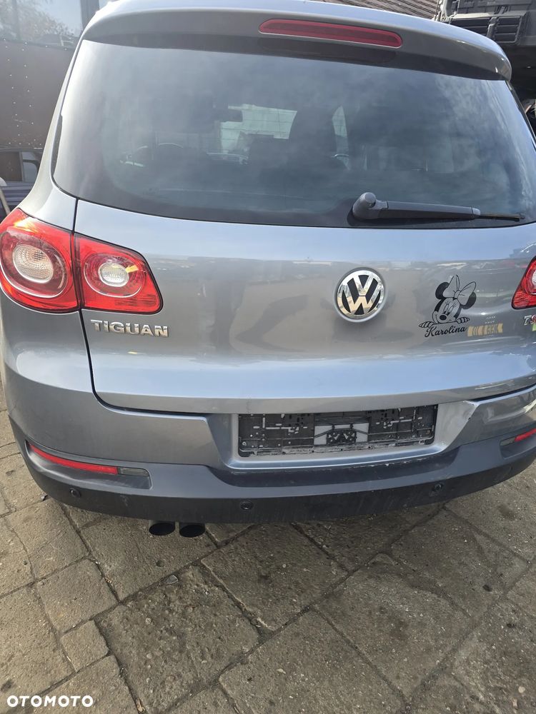 Klapa  tył  vw tiguan  07-16 w kolorze  LR7N - 1