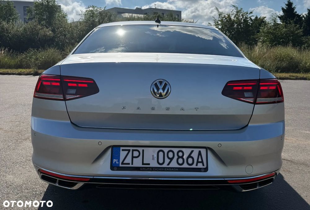 Volkswagen Passat 2.0 TSI Elegance DSG - 3