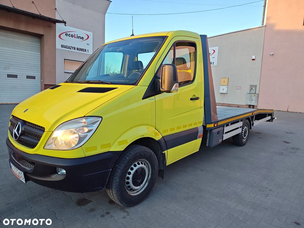 Mercedes-Benz Sprinter - 1