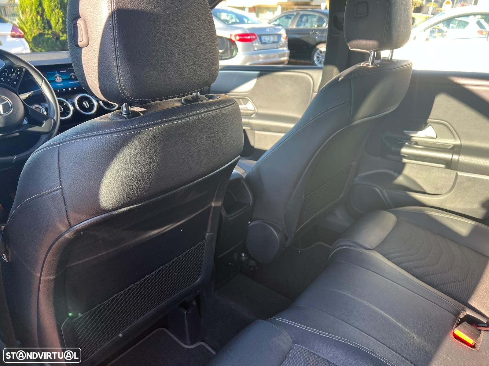 Mercedes-Benz B 180 d 8G-DCT Style - 11