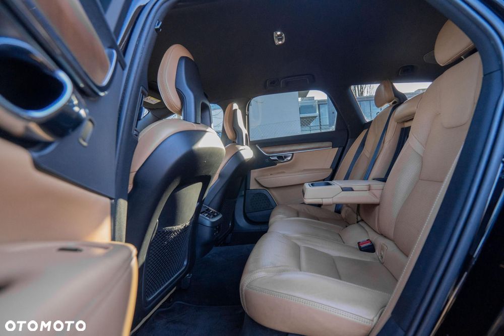 Volvo V90 D4 Inscription - 14