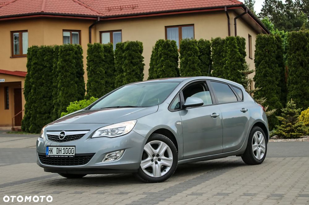 Opel Astra 1.4 ecoFLEX Selection - 4