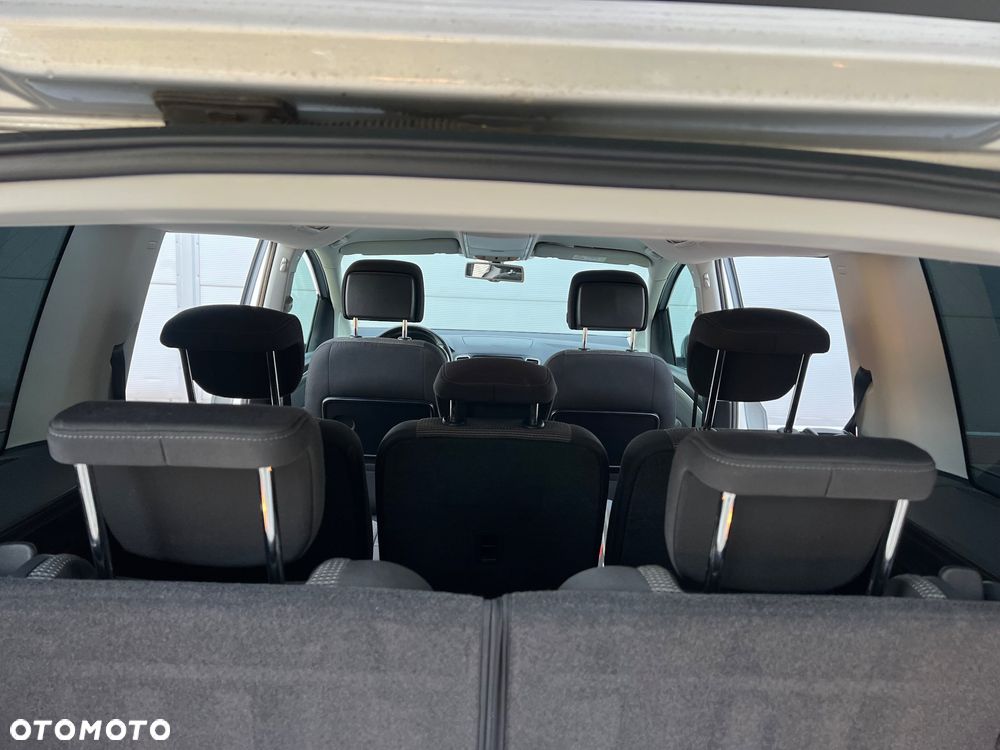 Volkswagen Sharan - 14