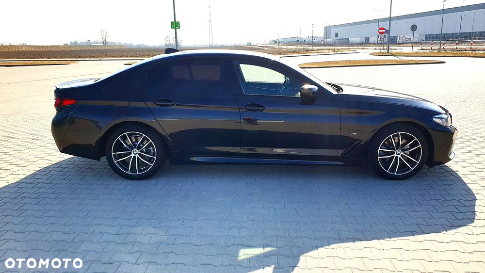 BMW Seria 5 520d xDrive M Sport sport - 18