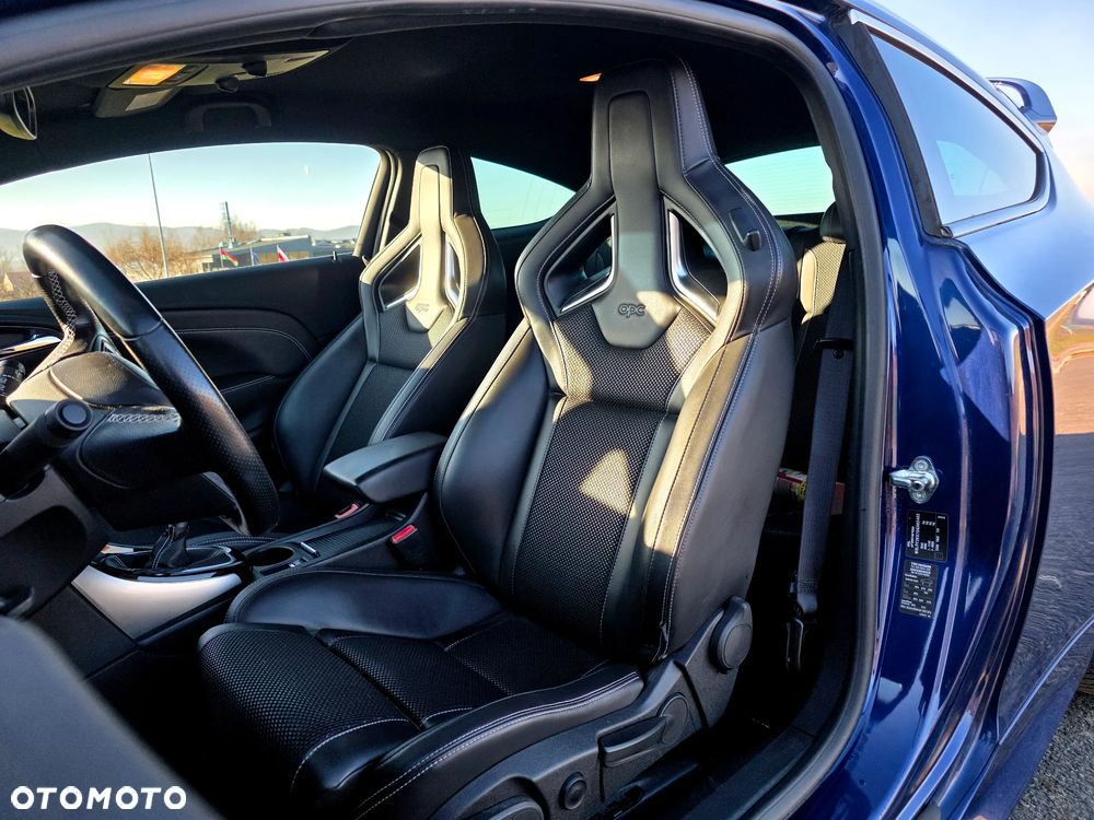 Opel Astra OPC Start/Stop - 5