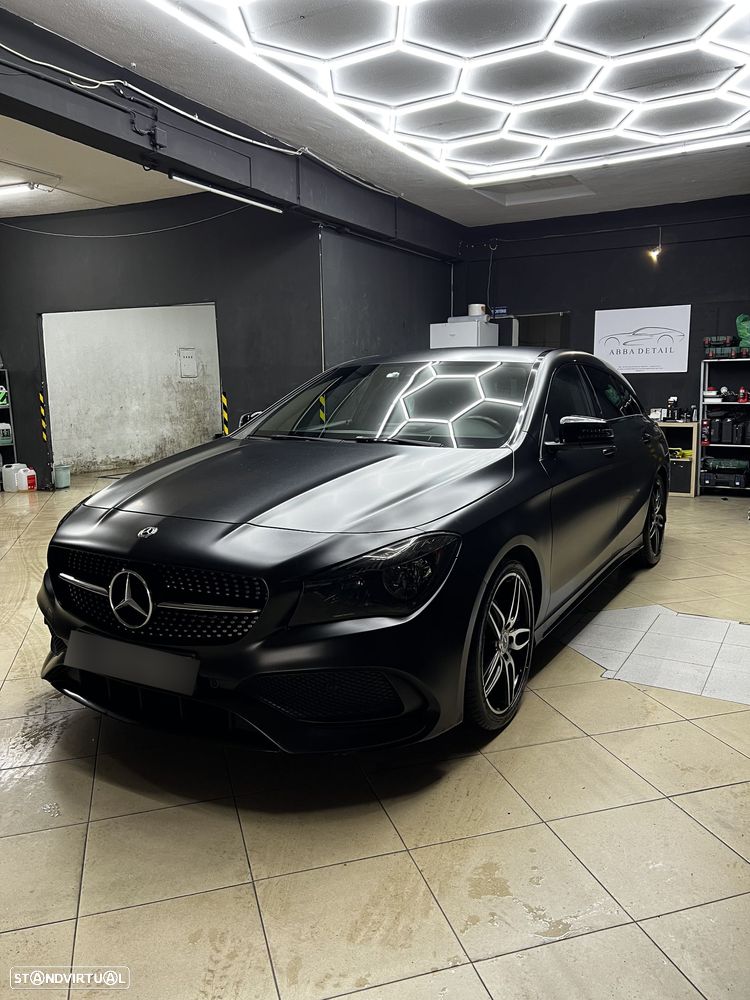 Mercedes-Benz CLA 180 AMG Line - 3