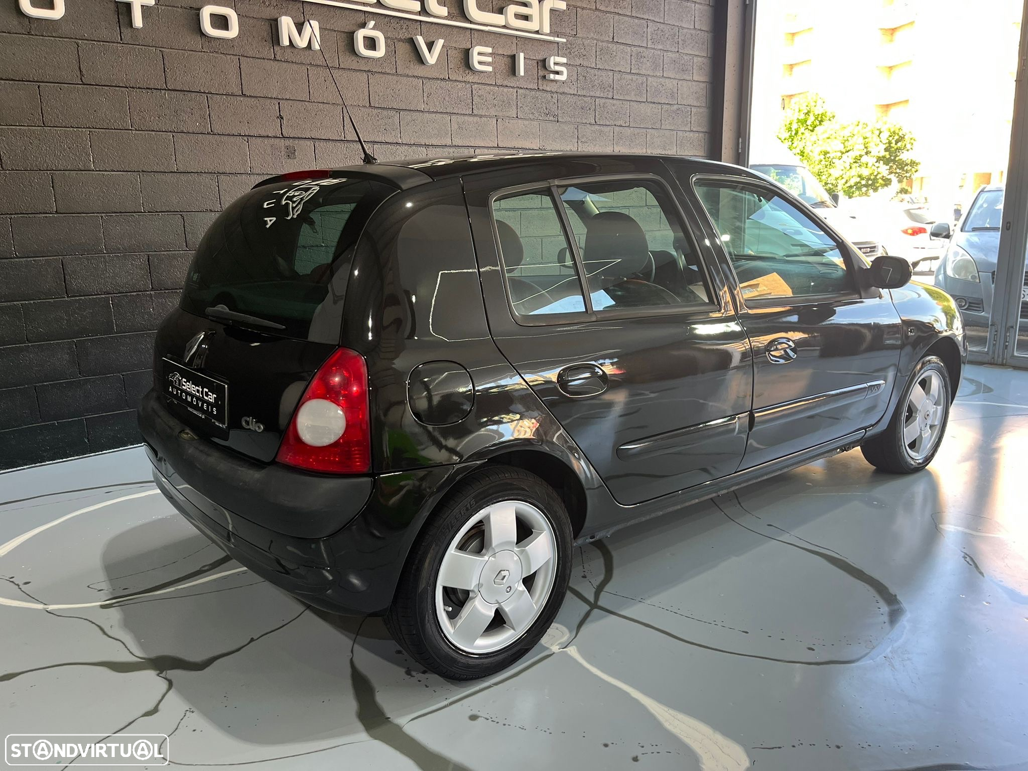 Renault Clio 1.2 16V Billabong QuickS - 8