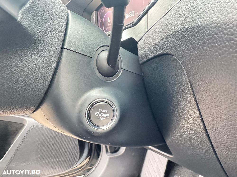 Skoda Superb 2.0 TDI DSG Premium Edition - 35