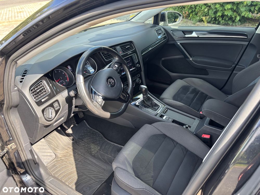Volkswagen Golf 1.4 TSI BMT Highline DSG - 12