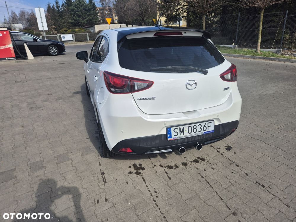 Mazda 2 - 6