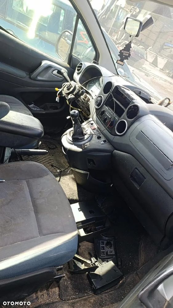 35971 Citroen Berlingo 2 model od 08-12 silnik 1.6 HDi 110 km 9hz skrzynia 20DP76 lakier EZRC - 6