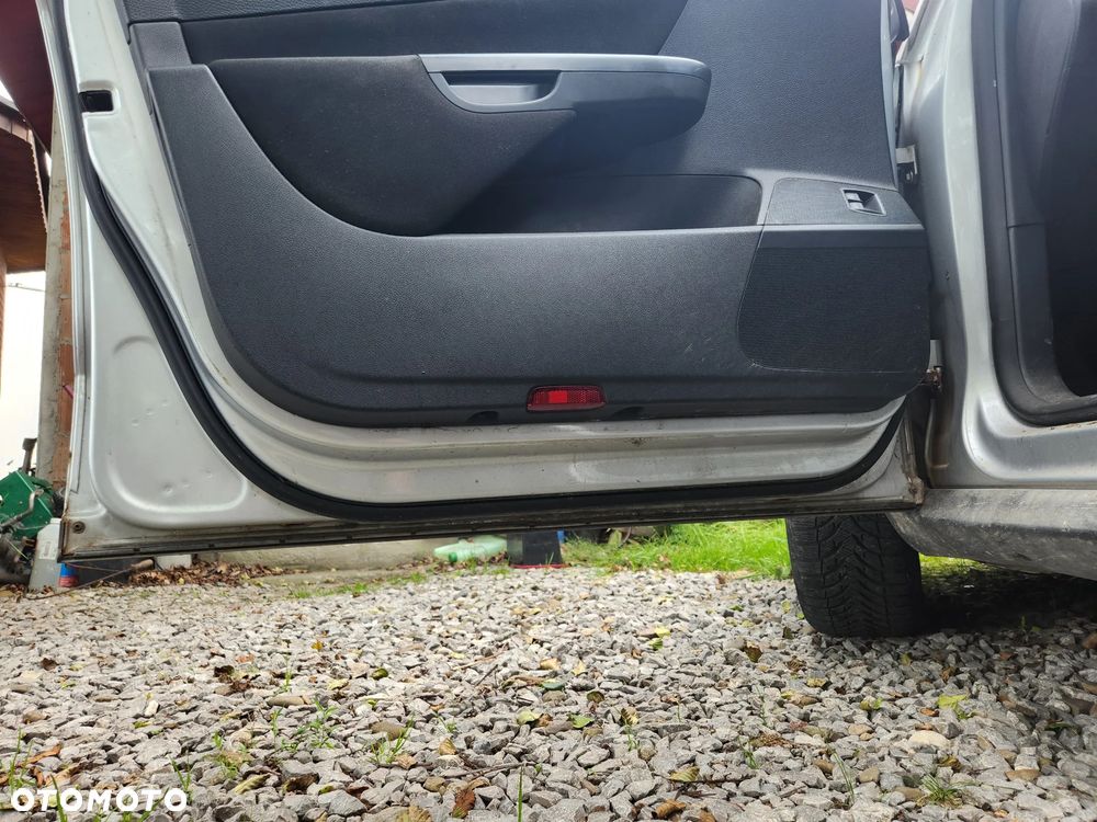 Volkswagen Passat 2.0 TDI DPF Comfortline - 8