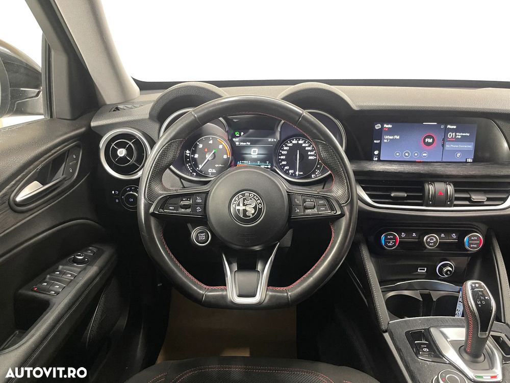 Alfa Romeo Stelvio 2.2 16V AT8 - 7