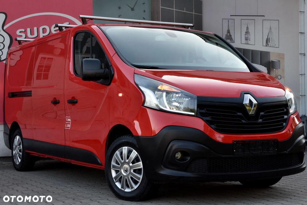 Renault TRAFIC - 2