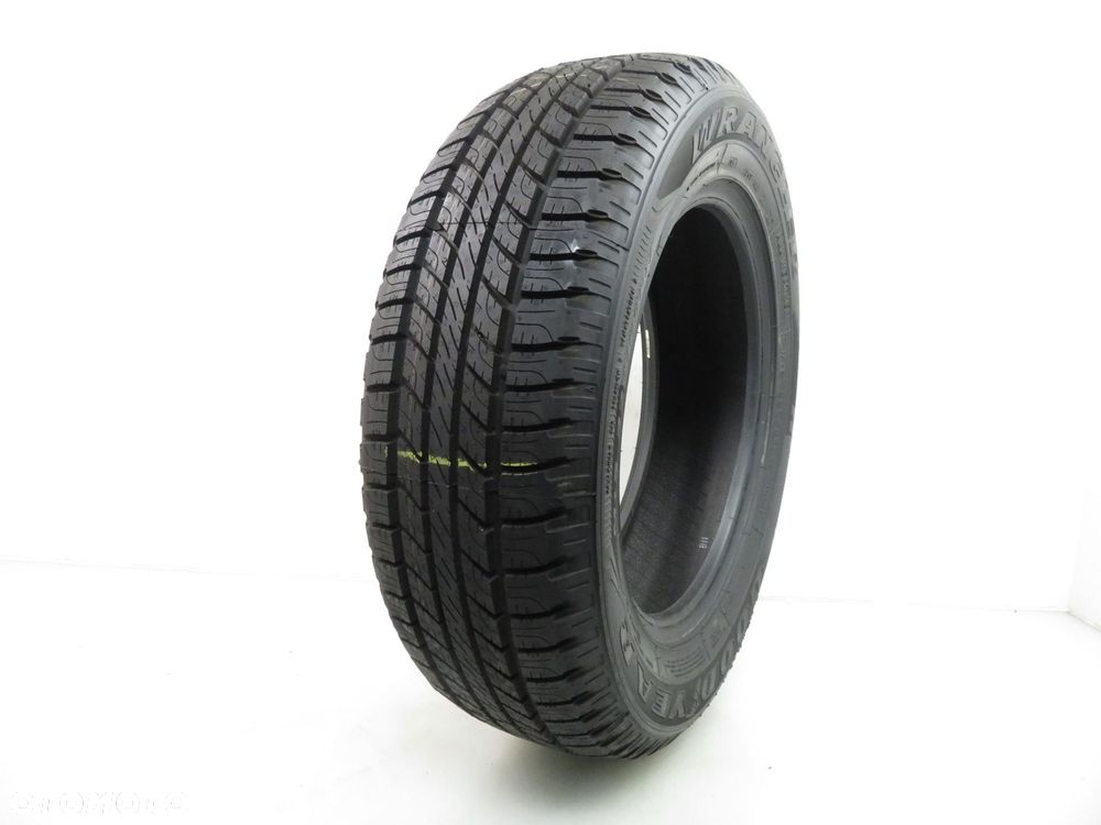 255/65R17 Goodyear Wrangler HP All Weather - 1