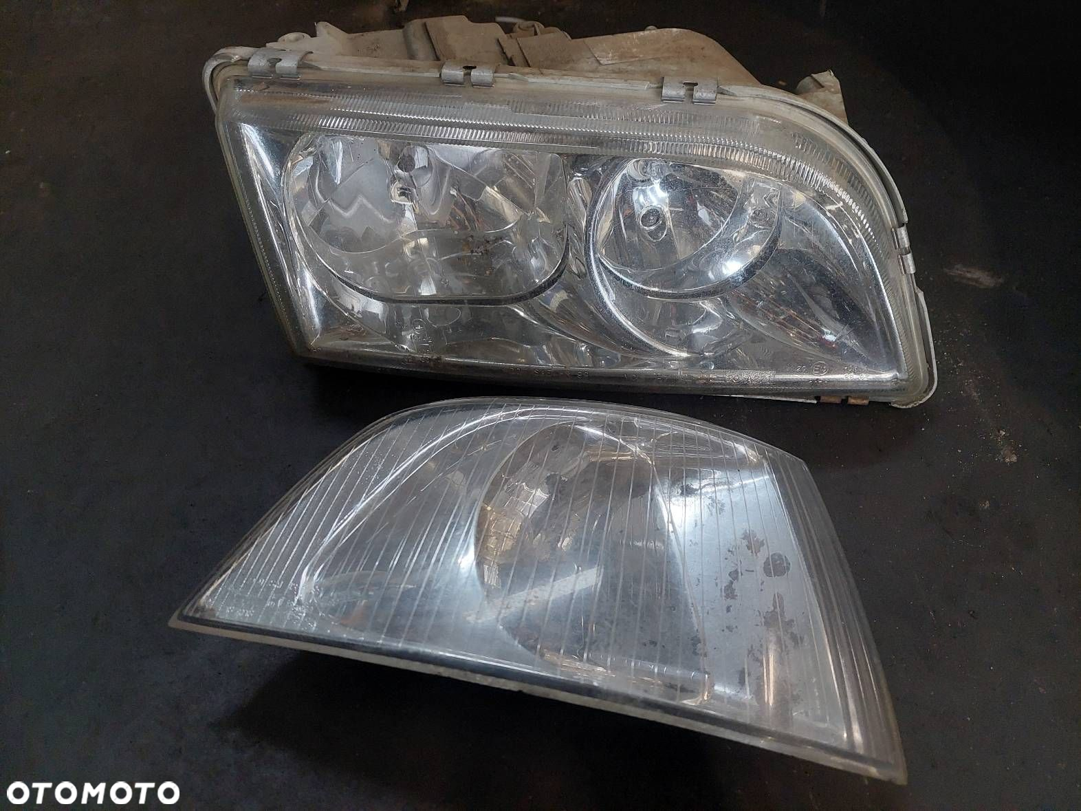 KOMPLETNY PRZÓD ZDERZAK BŁOTNIKI LAMPY VOLVO V40 S40 I LIFT 347-22 - 2