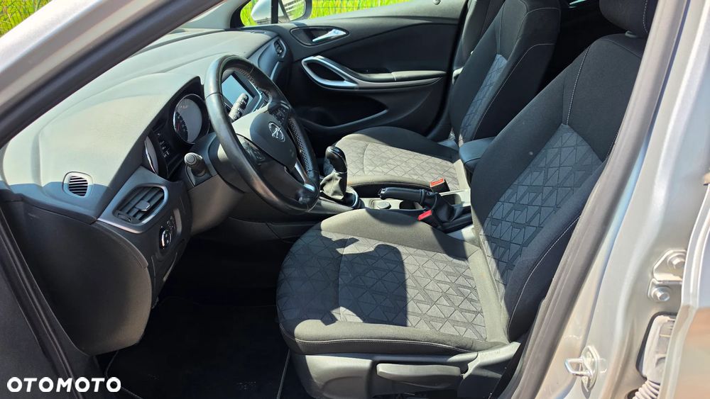 Opel Astra 1.4 Turbo Start/Stop 120 Jahre - 13