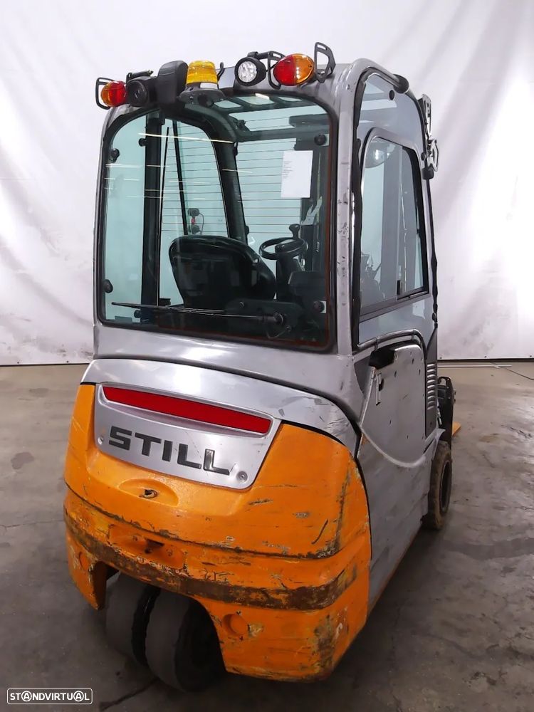 Still RX20-20 Cabinado + Posicionador de Garfos - 2