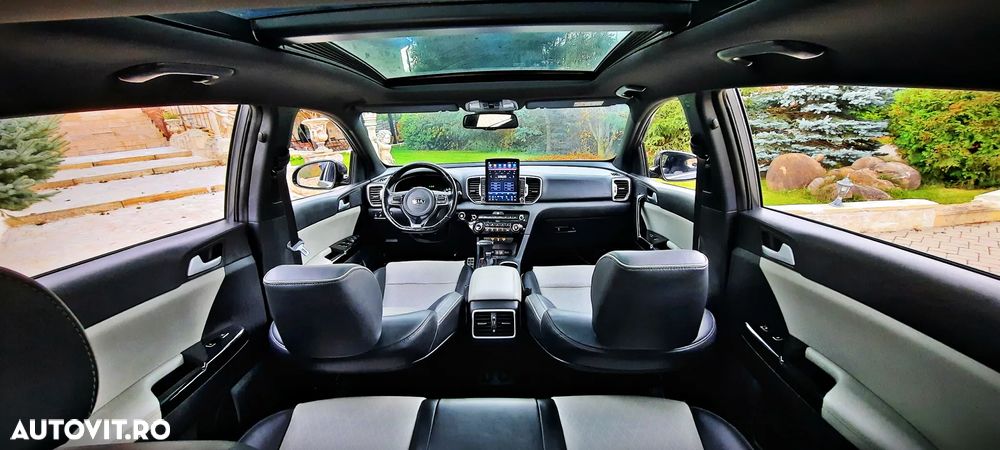 Kia Sportage 2.0 CRDI 4WD Automatik Dream-Team Edition - 14