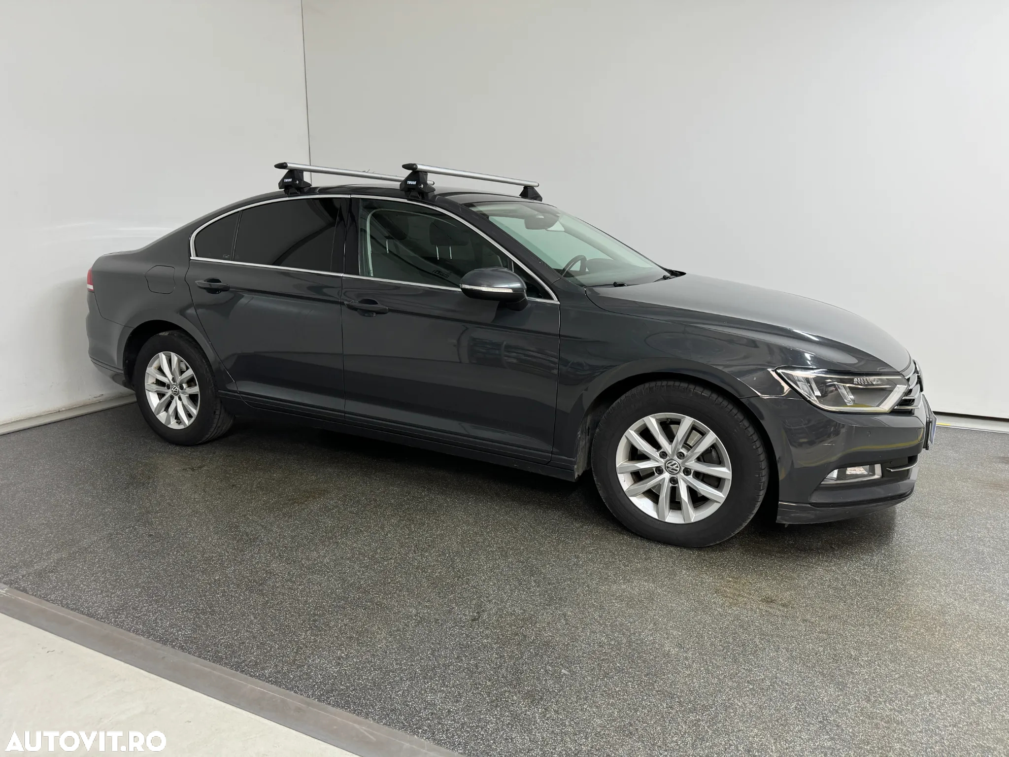 Volkswagen Passat 2.0 TDI DSG Comfortline - 9