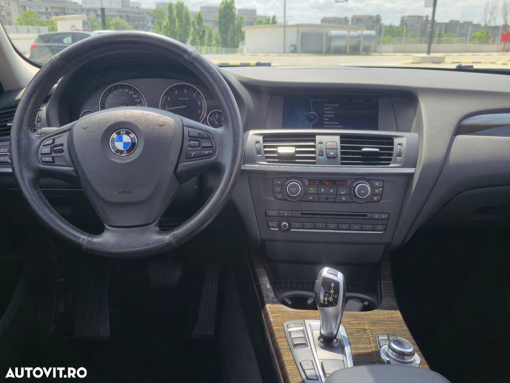 BMW X3 xDrive28i AT xLine - 10