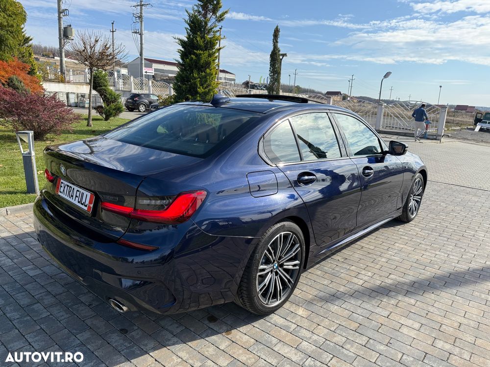 BMW Seria 3 330i AT - 9