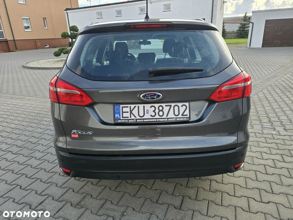Ford Focus - 12