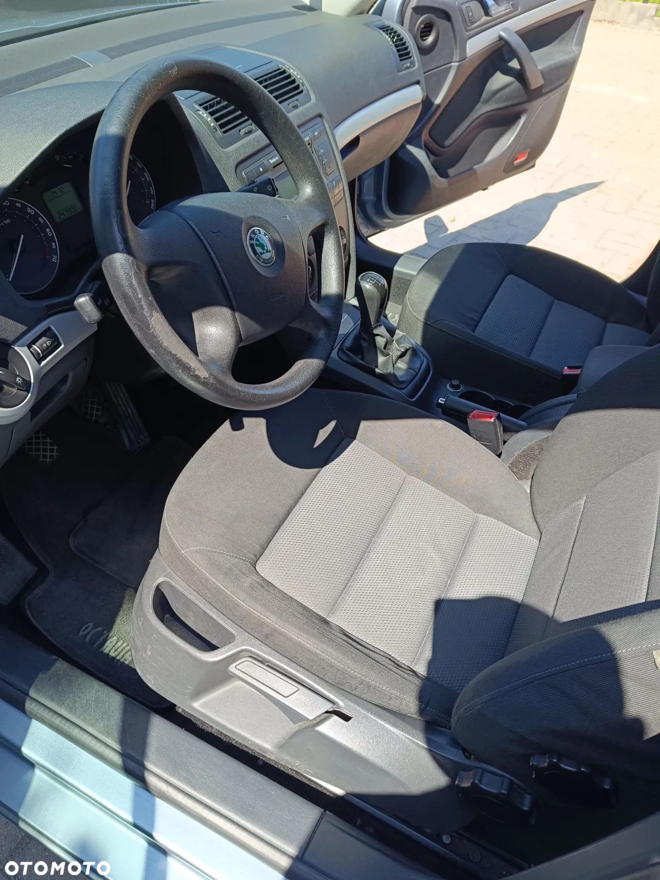 Skoda Octavia 1.6 - 8