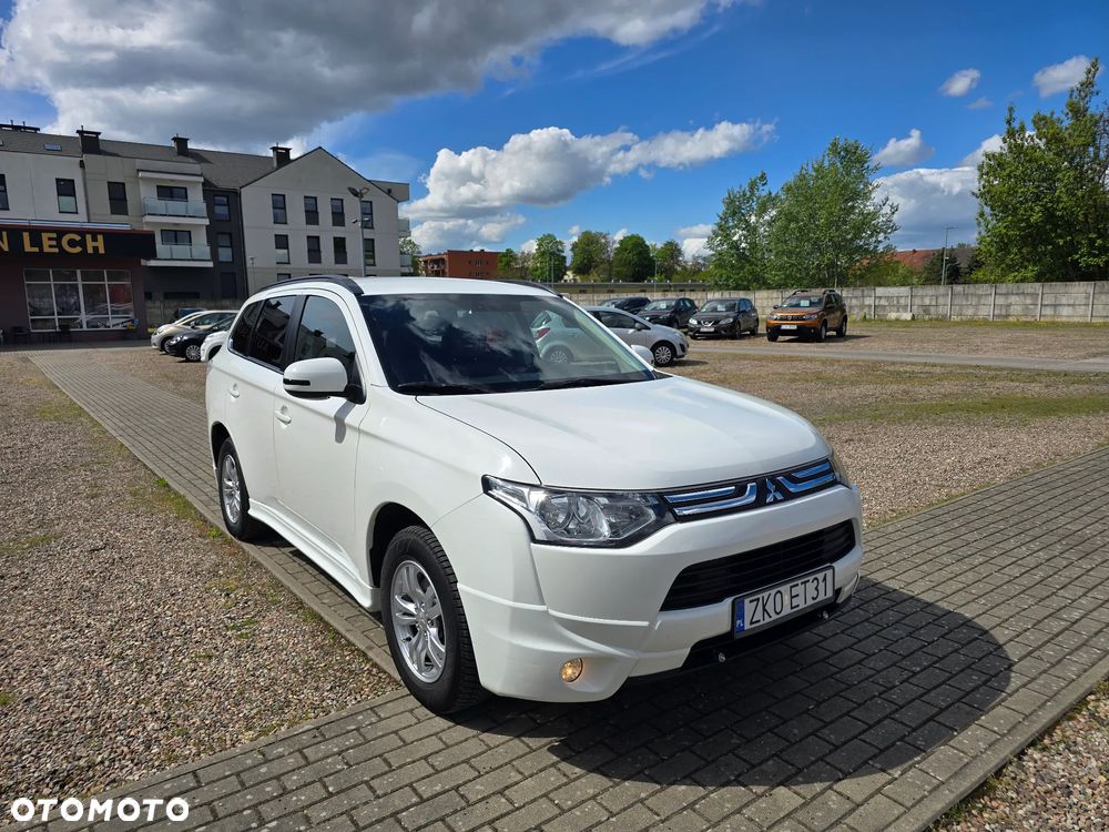Mitsubishi Outlander 2.0 4WD CVT Edition+ - 3