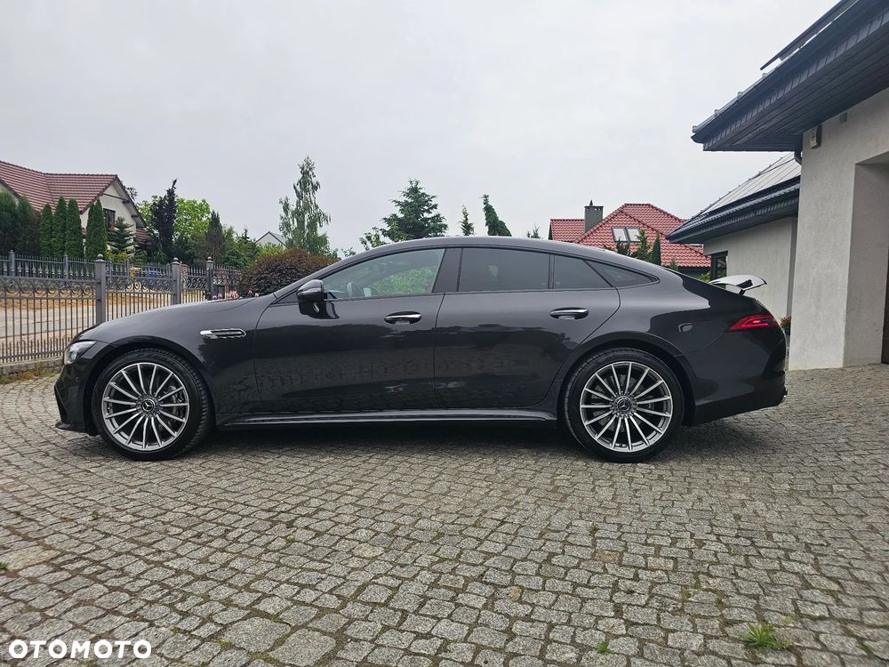 Mercedes-Benz AMG GT - 11