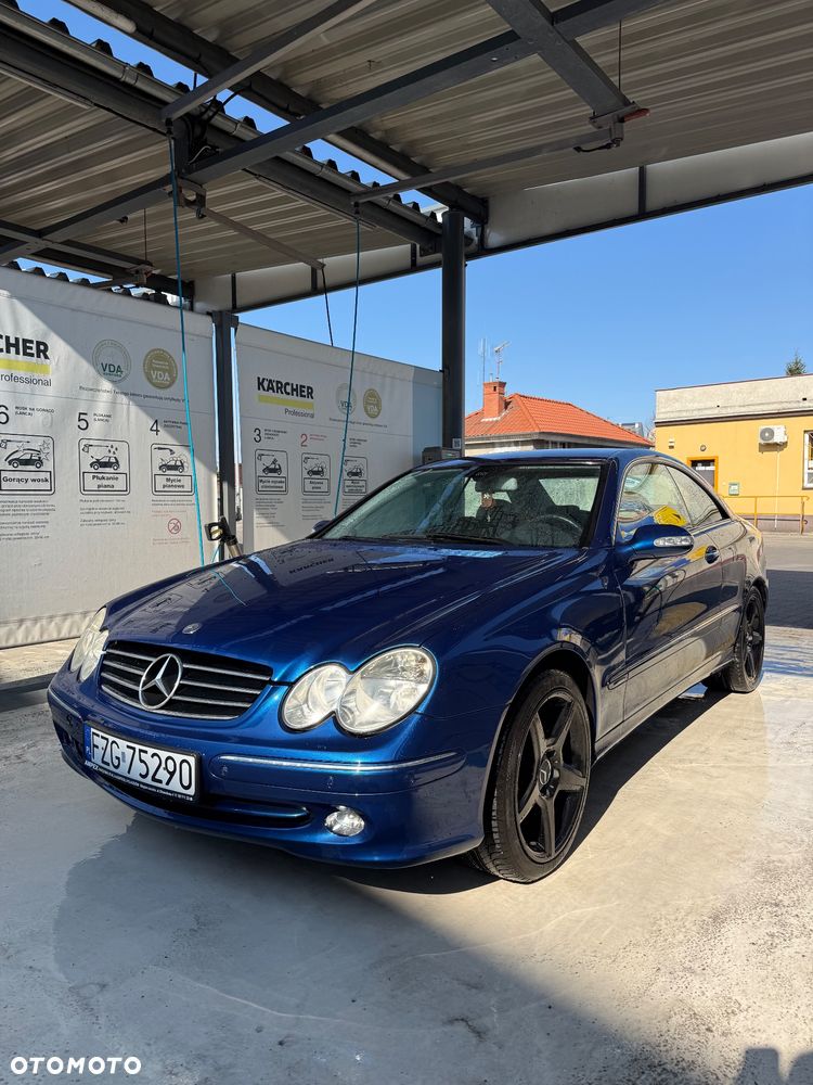 Mercedes-Benz CLK 270 CDI Avantgarde - 3