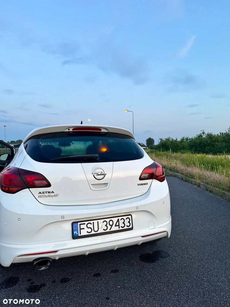 Opel Astra 1.6 T SIDI Cosmo S&S EU6 - 16